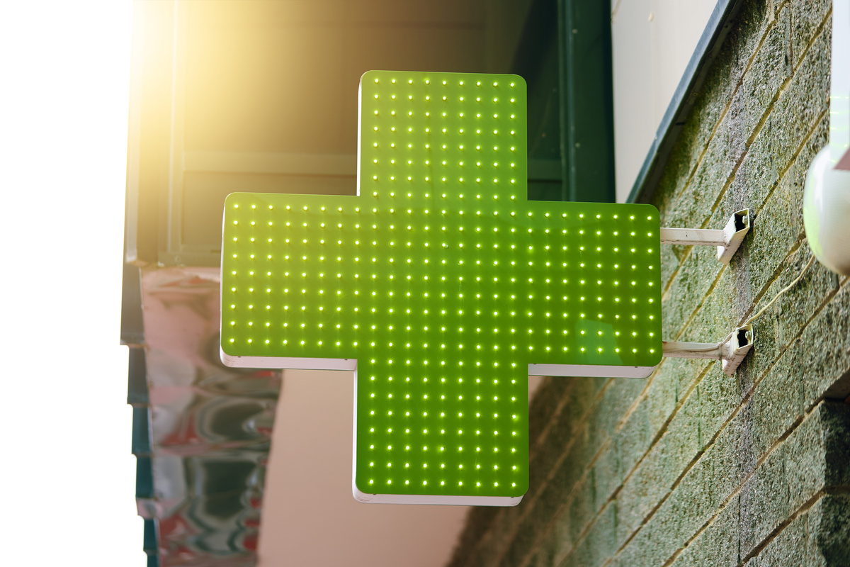 Pharmacy Green Light Cross Board.